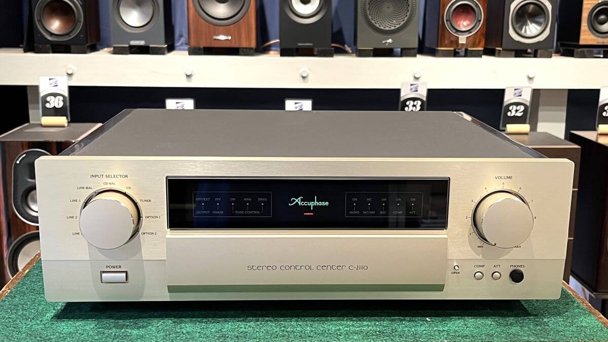 中古入荷：Accuphase C-2110 コントロールアンプ - 四日市ムセン